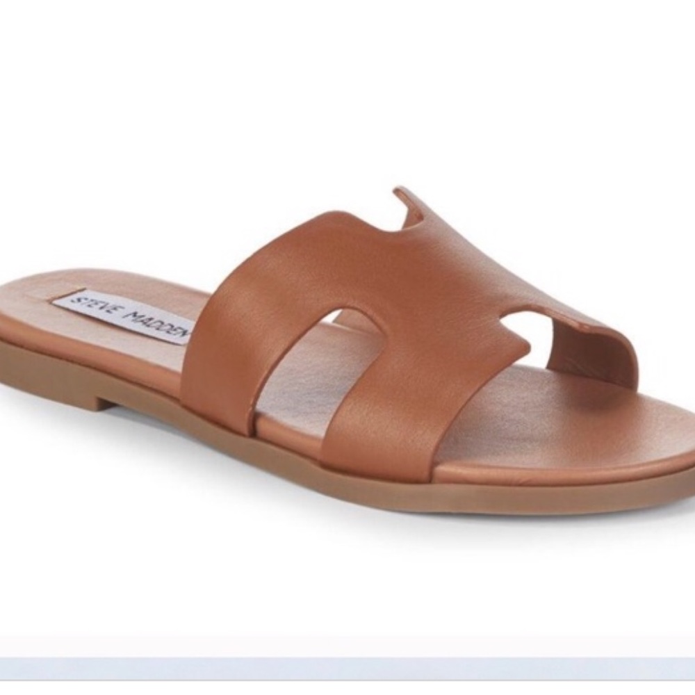 Steve Madden H sandals